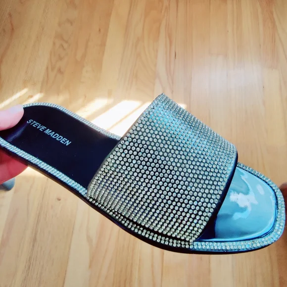 NWOT Steve Madden "Jacelyn" Slides Size 7 Black Studded - Picture 5 of 6